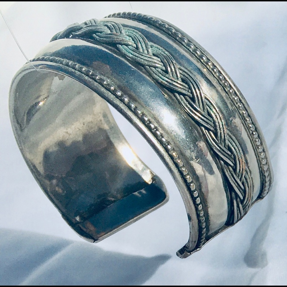 Vintage Bracelet, Braided Detail, Silver Tone.